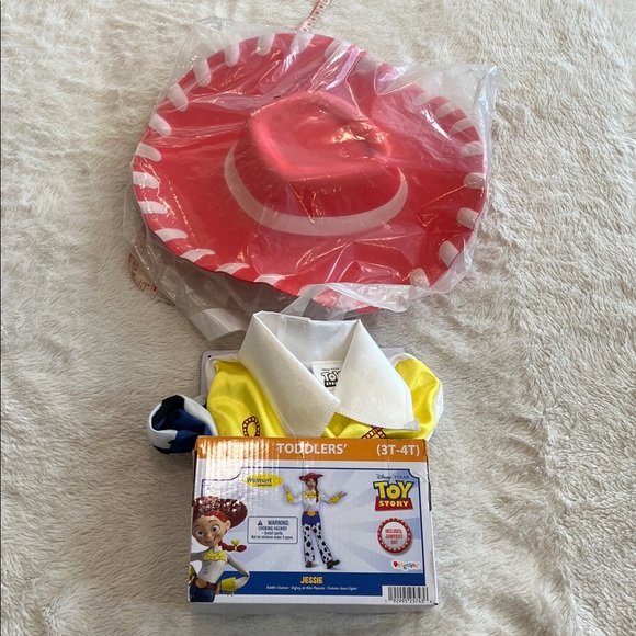 Toy Story Disney Jessie Costume for Toddler 3T-4T New! - Picture 3 of 6